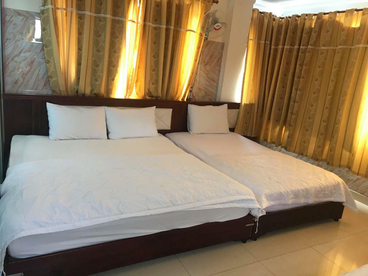 Anh Suong Hotel 붕타우 외부 사진